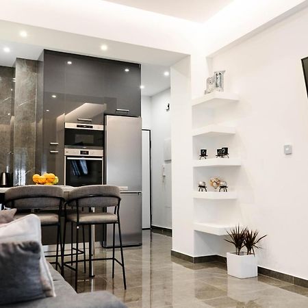 Larissa Railway &Metro Station Apartment Ateny Zewnętrze zdjęcie