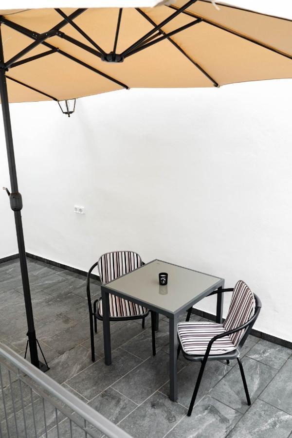 Larissa Railway &Metro Station Apartment Ateny Zewnętrze zdjęcie