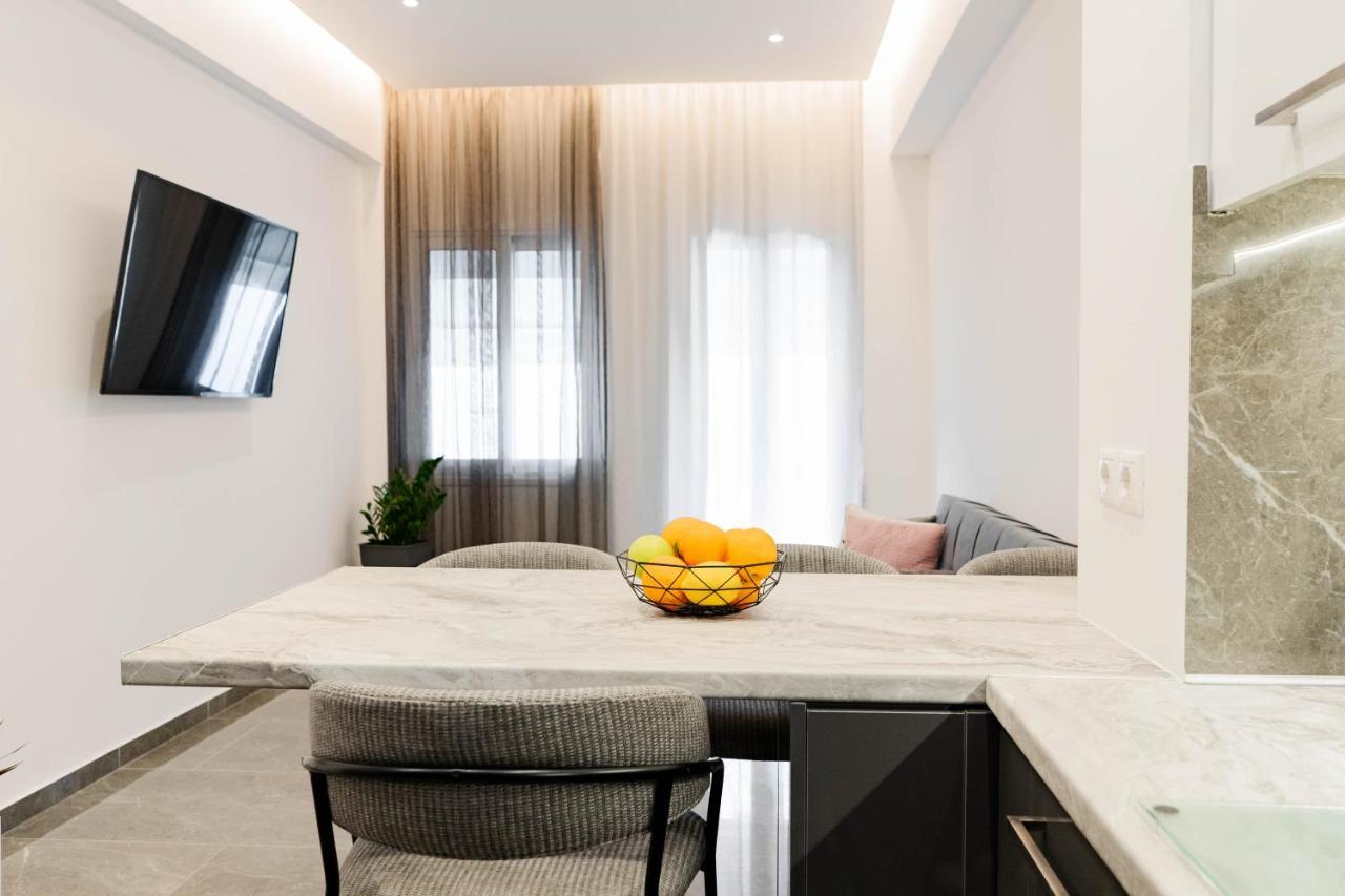 Larissa Railway &Metro Station Apartment Ateny Zewnętrze zdjęcie